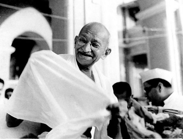Gandhi tra decrescita, nonviolenza e ecologia profonda. Parte II